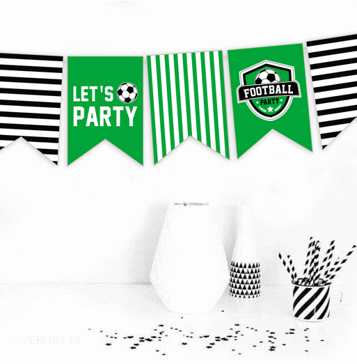 Гірлянда-прапорці для прикраси футбольної вечірки FOOTBALL PARTY 12 прапорців (F70074)