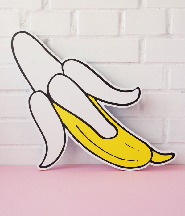 Декорація із пластику для фотосесії "Банан" (на замовлення 2 робочих дні)